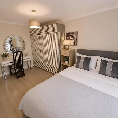 Apartment Cozy Dublin House 4bhk Near Blanchardstown Thurles